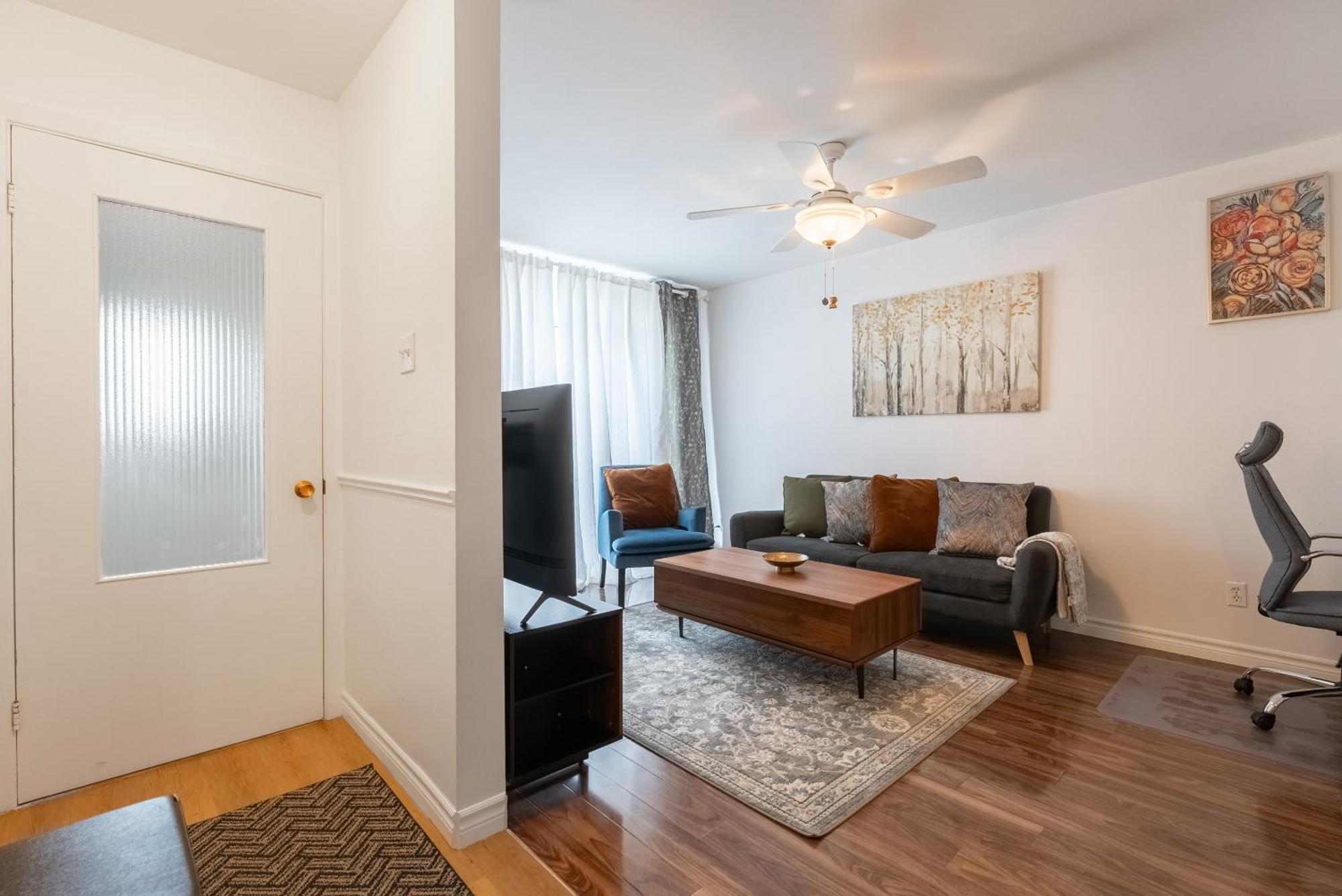 Comfortable Spacious House With Parking بروسار المظهر الخارجي الصورة
