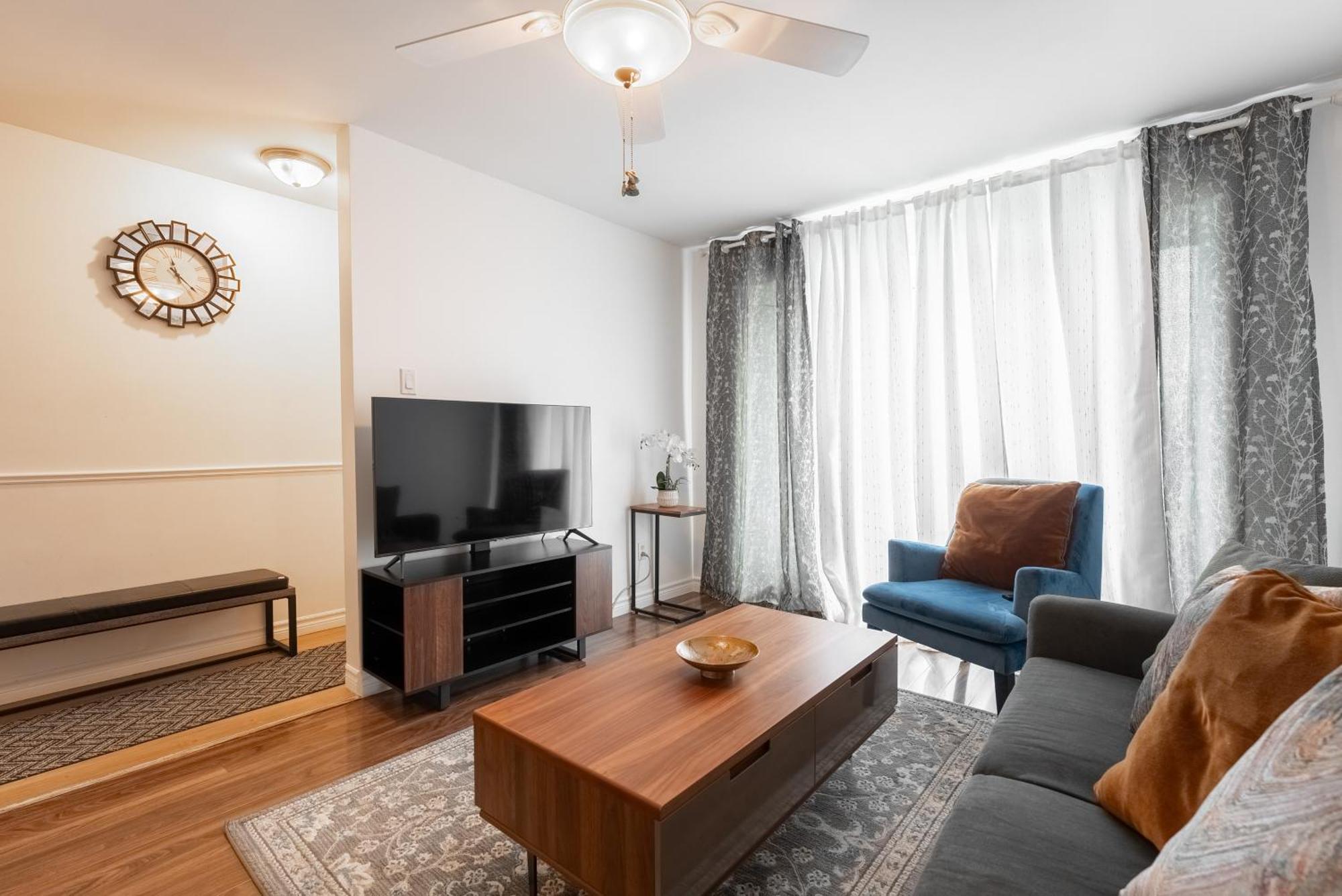 Comfortable Spacious House With Parking بروسار المظهر الخارجي الصورة